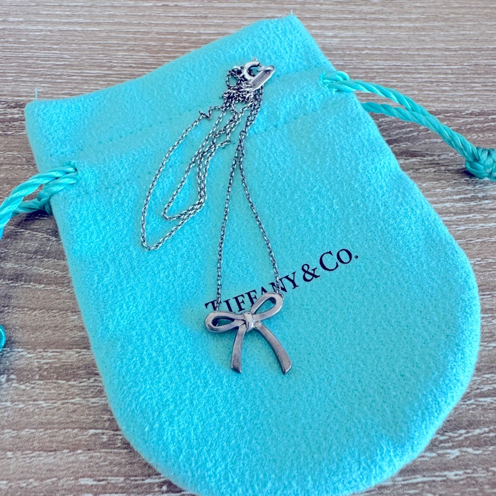 Tiffany & Co. Mini Bow Ribbon Necklace
